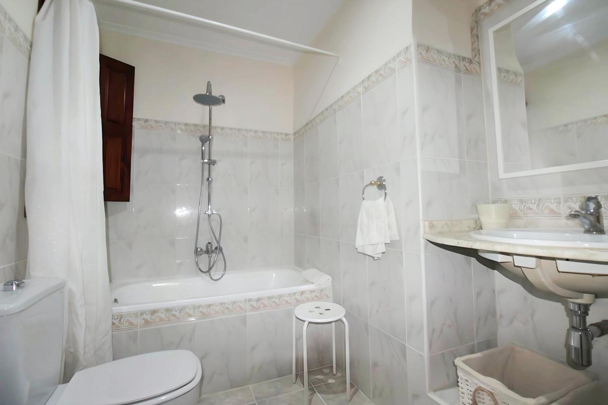 Apartamento Reformado Cerca De La Plaza Redonda バレンシア エクステリア 写真