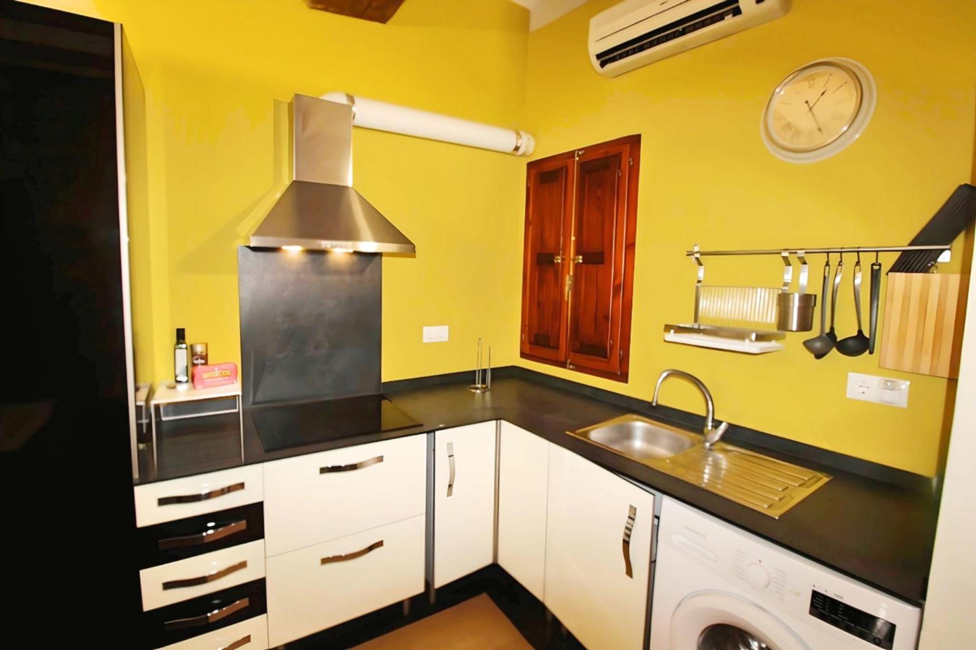 Apartamento Reformado Cerca De La Plaza Redonda バレンシア エクステリア 写真