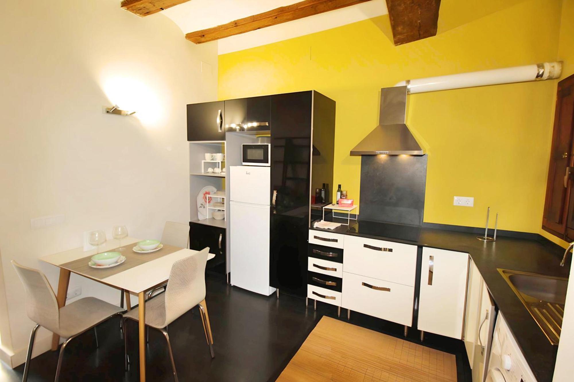 Apartamento Reformado Cerca De La Plaza Redonda バレンシア エクステリア 写真