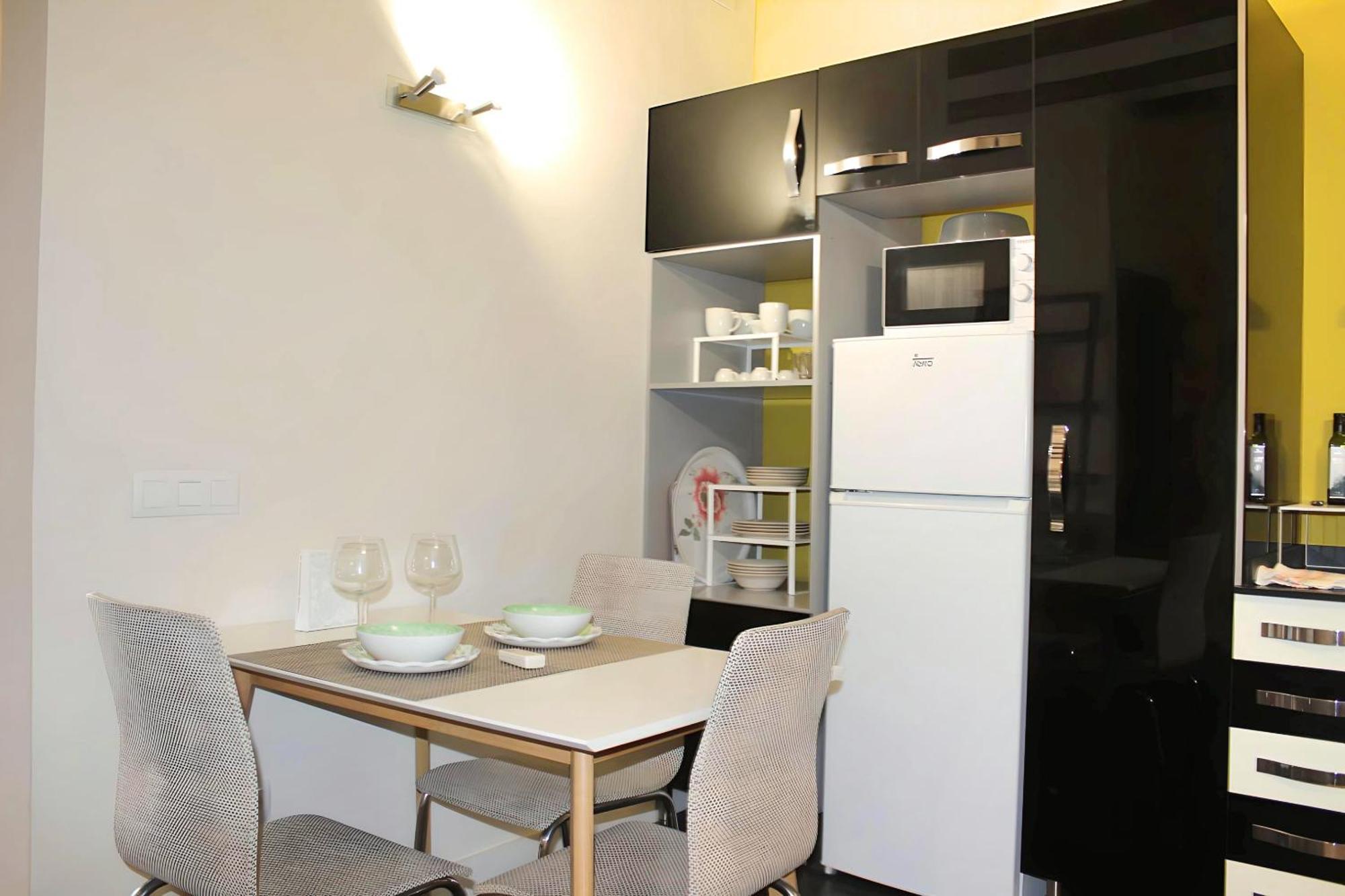 Apartamento Reformado Cerca De La Plaza Redonda バレンシア エクステリア 写真