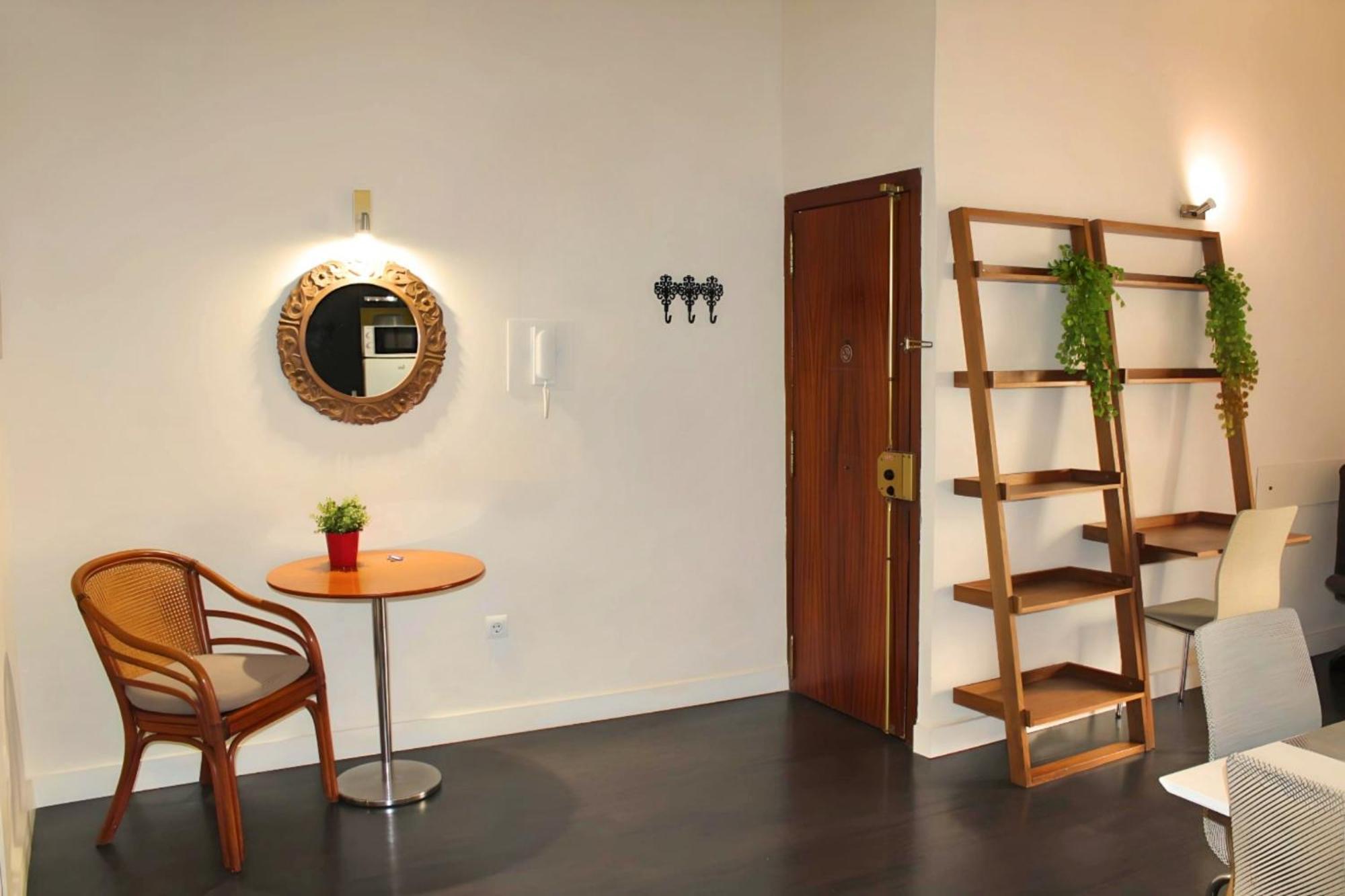 Apartamento Reformado Cerca De La Plaza Redonda バレンシア エクステリア 写真